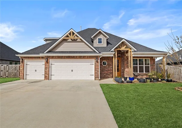 image of 2009 Bergman Rd, Pea Ridge, AR 72751 | MLS# 1340321
