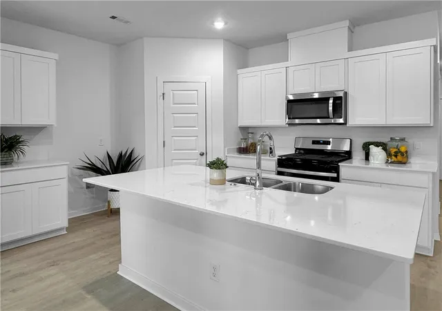 4th image of 421 Maya St, Prairie Grove, AR 72753 | MLS# 1340401