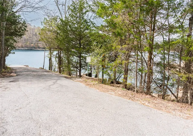 4th image of 8 Arkenstone, Eureka Springs, AR 72632 | MLS# 1339538