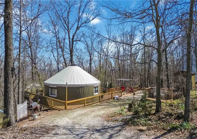 1st image of 15936 Skyline Dr, Garfield, AR 72732 | MLS# 1340592