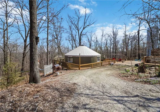 3rd image of 15936 Skyline Dr, Garfield, AR 72732 | MLS# 1340592