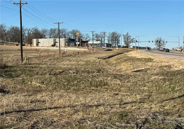 19th image of Tbd E Heritage Pkwy #A, Prairie Grove, AR 72753 | MLS# 1340432