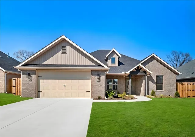 Photo 1 of Sale Pending at 1350 Overcup Oak Ln, Bentonville, AR 72713 | MLS# 1340460 | Listing updated on 2026-07-12