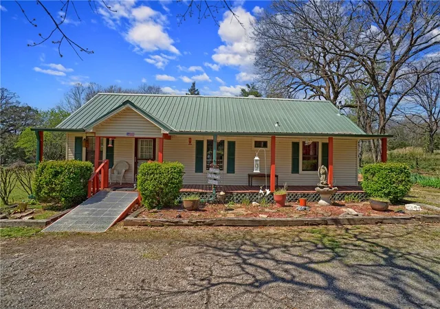 Homes for sale in Dardanelle, AR | 10372 Gum Springs, Dardanelle, AR 72834 | MLS# 1340760