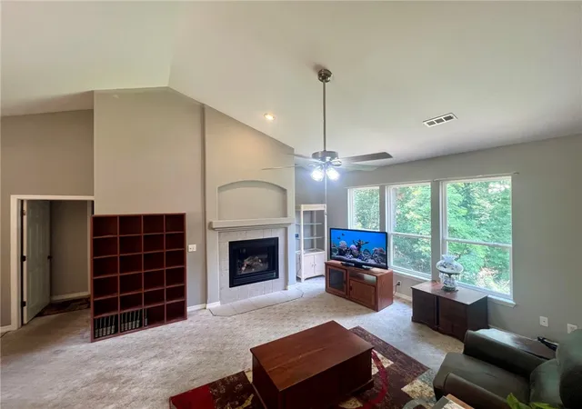3rd image of 3 Eyemouth Dr, Bella Vista, AR 72715 | MLS# 1340644