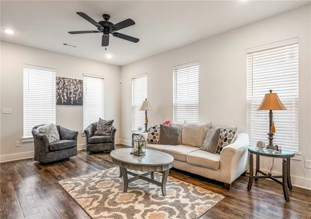 Photo 3 of Townhouse for sale at 316 E Martin Luther King Jr Blvd, Fayetteville, AR 72701 | MLS# 1340612 | Listing updated on 2026-04-10