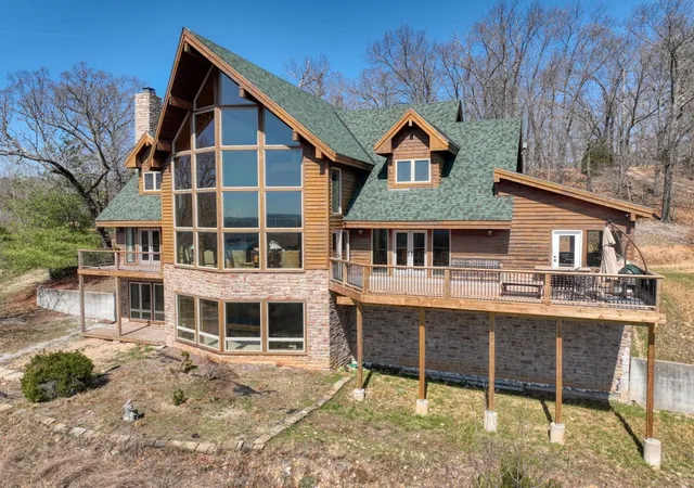 1st image of 238 Lake Forest Dr, Eureka Springs, AR 72631 | MLS# 1340710