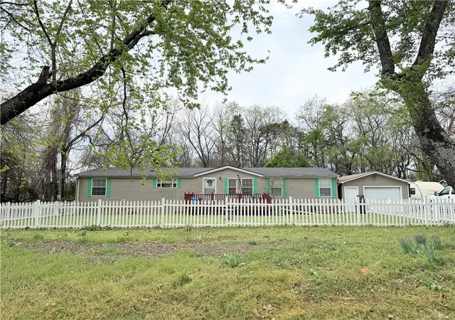 Homes for sale in Lamar, AR | 826 Cabin Creek Rd, Lamar, AR 72846 | MLS# 1340992
