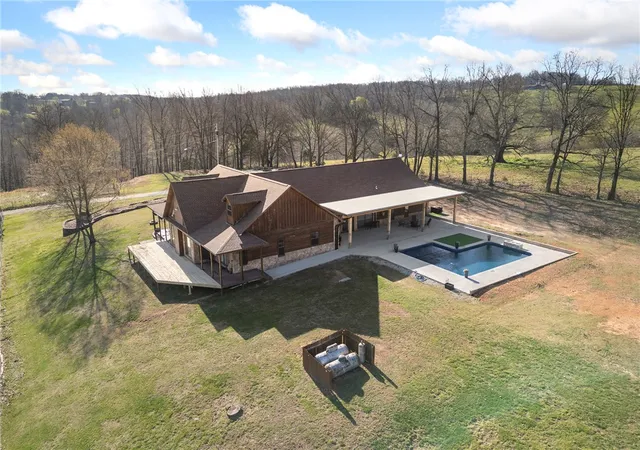 Homes for sale in Harrison, AR | 6403 N Parliament Dr, Harrison, AR 72601 | MLS# 1341026