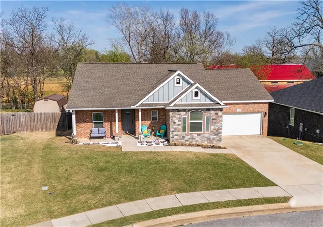 1st image of 952 Glass St, Cave Springs, AR 72718 | MLS# 1340724