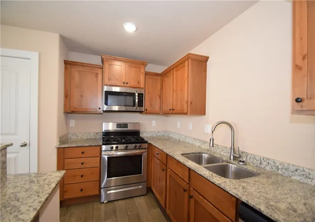 4th image of 1570 & 1572 Sandpiper St, Centerton, AR 72719 | MLS# 1340701