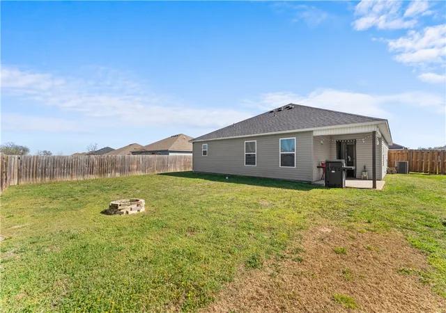 Homes for sale in Bentonville, AR | 888 Nw Evans Cir, Bentonville, AR 72713 | MLS# 1340982