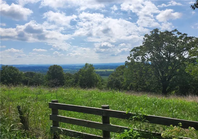 2nd image of 2045 Ac Tracts C & D Cr 207, Eureka Springs, AR 72632 | MLS# 1341140