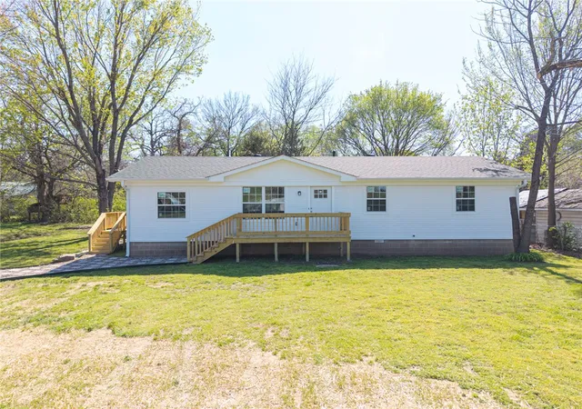 1st image of 513 E Adams, Midland, AR 72945 | MLS# 1341141