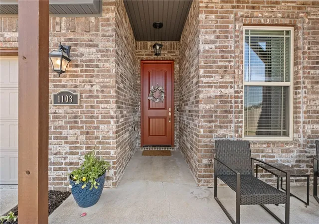Homes for sale in Cave Springs, AR | 1103 Vista Bell Dr, Cave Springs, AR 72718 | MLS# 1340020