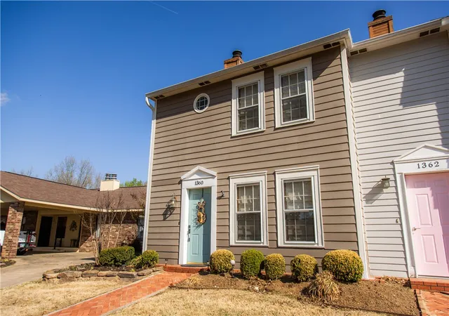34th image of 1360 E Masonic Dr, Fayetteville, AR 72703 | MLS# 1340979