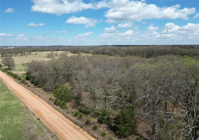 5th image of 25 Graham, Gravette, AR 72736 | MLS# 1341355