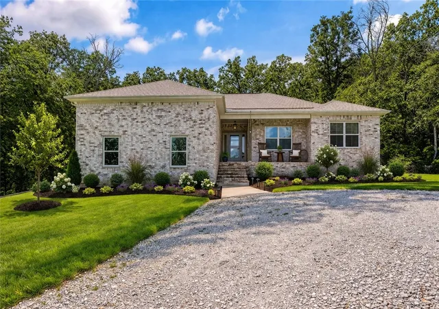 Homes for sale in Elkins, AR | 1213 Stokenbury Rd, Elkins, AR 72727 | MLS# 1341345