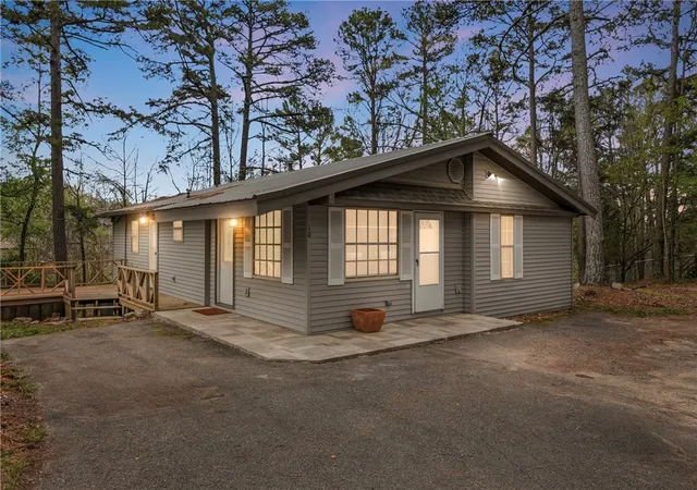 Homes for sale in Eureka Springs, AR | 10 Forest Ln, Eureka Springs, AR 72632 | MLS# 1341495