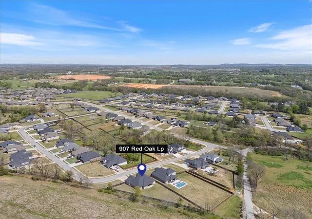 Homes for sale in Elm Springs, AR | 907 Red Oak Loop, Elm Springs, AR 72762 | MLS# 1341529