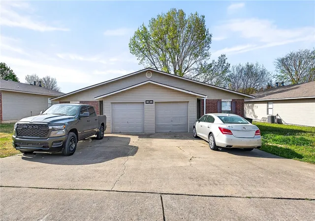 1st image of 3433 & 3435 W Harvard St, Fayetteville, AR 72704 | MLS# 1340633