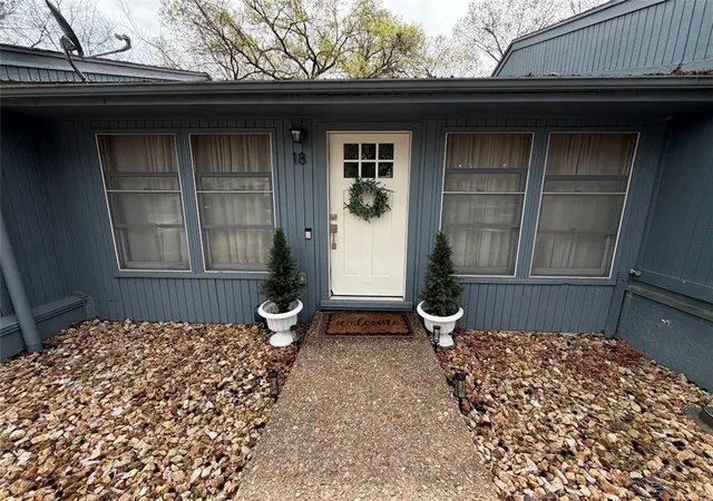 1st image of 18 Dogwood Dr, Bella Vista, AR 72715 | MLS# 1341674