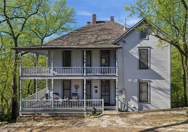 1st image of 17 Hilton St, Eureka Springs, AR 72632 | MLS# 1341678