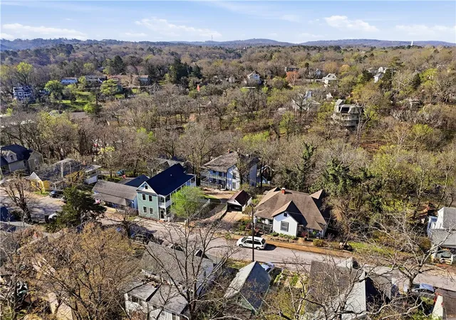 4th image of 17 Hilton St, Eureka Springs, AR 72632 | MLS# 1341678