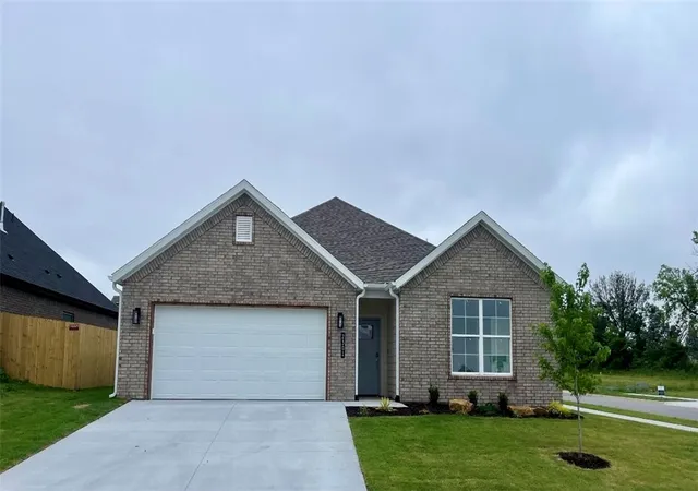 1st image of 2301 Presley St, Siloam Springs, AR 72761 | MLS# 1341746