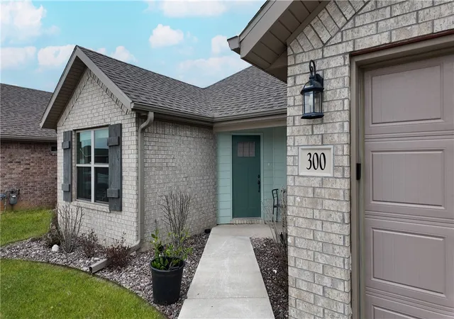 Photo 3 of Single family home for sale at 300 Citation St, Bentonville, AR 72713 | MLS# 1341795 | Listing updated on 2026-04-06