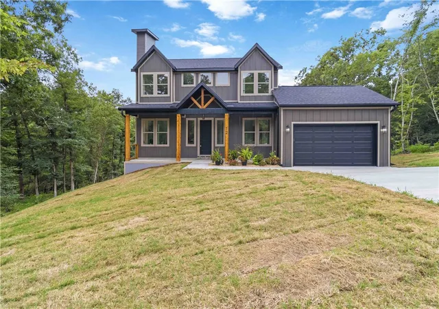 2nd image of 12 Arbroath Ln, Bella Vista, AR 72715 | MLS# 1341461