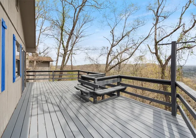 2nd image of 26 Mission Hills Ln, Holiday Island, AR 72631 | MLS# 1341685