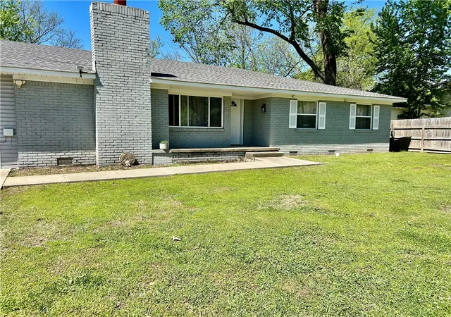 Homes for sale in Atkins, AR | 103 Nw Avenue 4, Atkins, AR 72823 | MLS# 1341877