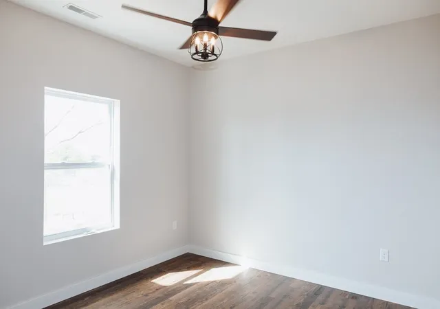 5th image of 290 W Blue Jay, Lead Hill, AR 72644 | MLS# 1341790
