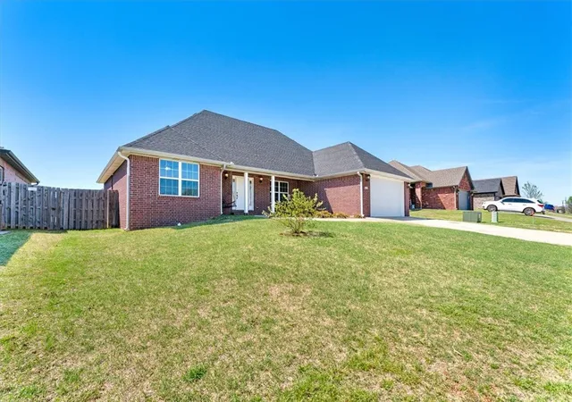38th image of 204 Monroe St, Centerton, AR 72719 | MLS# 1341940
