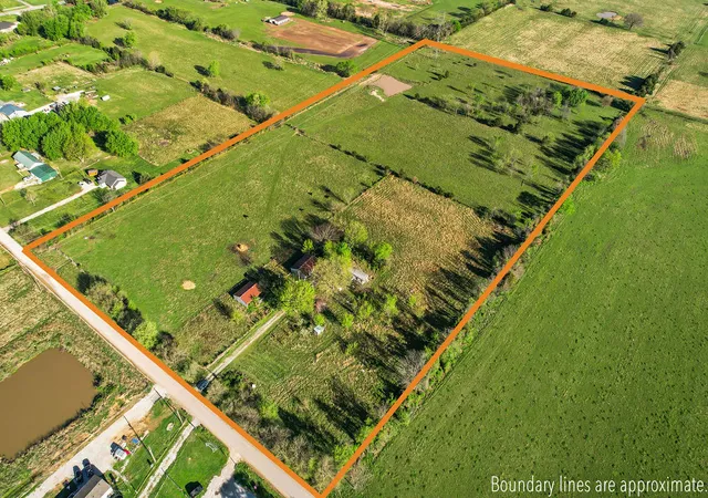 2nd image of 22338 Floyd Moore Rd, Gentry, AR 72734 | MLS# 1342045