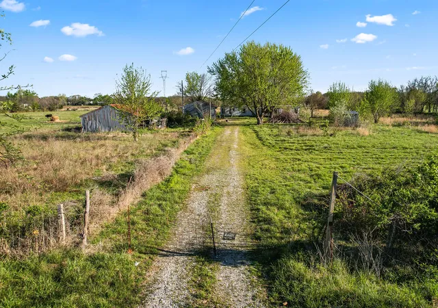 3rd image of 22338 Floyd Moore Rd, Gentry, AR 72734 | MLS# 1342045