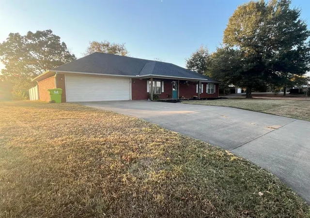 14th image of 196 Shady Grove Rd, Clarksville, AR 72830 | MLS# 1341874