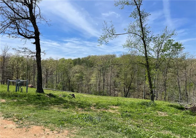 Photo 4 of Single family home for sale at 16638 Logan Cave Rd, Siloam Springs, AR 72761 | MLS# 1342078 | Listing updated on 2026-09-01