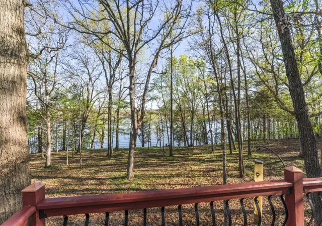 Photo 4 of Single family home for sale at 784 Lake Rd, Shell Knob, MO 65747 | MLS# 1341692 | Listing updated on 2026-07-24