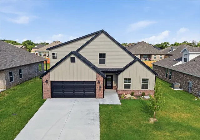 1st image of 2307 N Lexington St, Siloam Springs, AR 72761 | MLS# 1341749