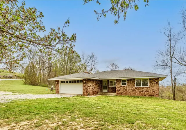 2nd image of 21457 Hwy 62 West, Eureka Springs, AR 72631 | MLS# 1342235
