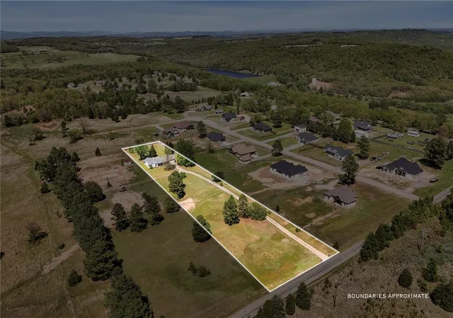2nd image of 477343 E 1090 Rd, Roland, OK 74954 | MLS# 1342213