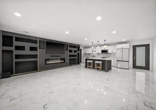 5th image of 1822 Daisy Cir, Lowell, AR 72745 | MLS# 1342375
