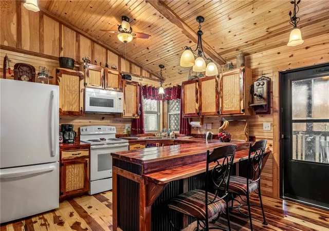 3rd image of 159 County Road 210, Eureka Springs, AR 72632 | MLS# 1342241