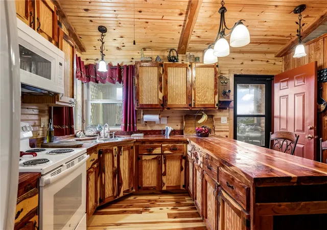 4th image of 159 County Road 210, Eureka Springs, AR 72632 | MLS# 1342241