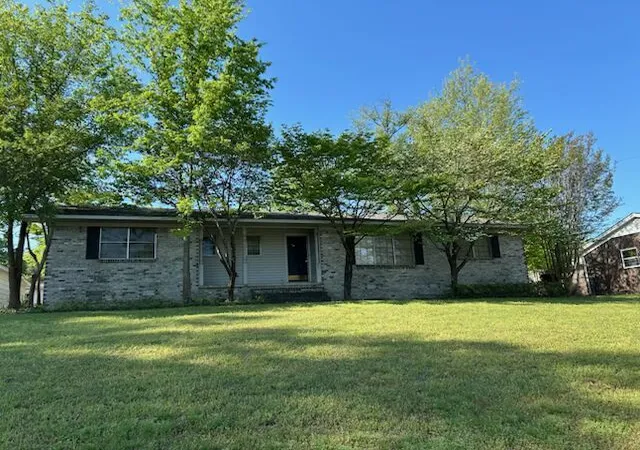 1st image of 801 W 17th Ter, Russellville, AR 72801 | MLS# 1341801