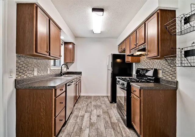 Photo 5 of Sale Pending at 610 SE 10th Street, Bentonville, AR 72712 | MLS# 1342070 | Listing updated on 2026-07-31