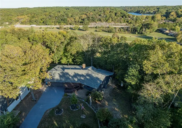 2nd image of 3 Fenchurch Ln, Bella Vista, AR 72715 | MLS# 1342399