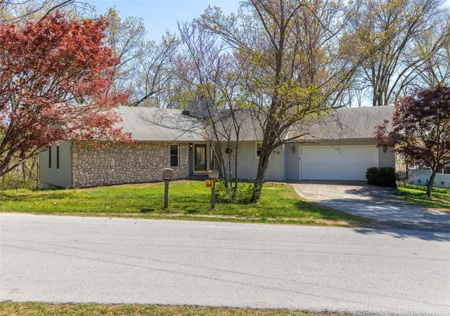 1st image of 70 Overton Dr, Bella Vista, AR 72714 | MLS# 1342323